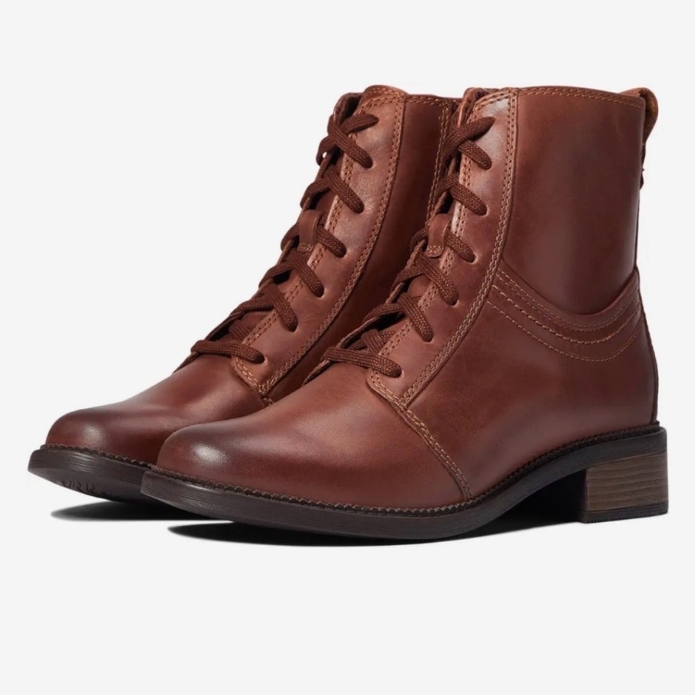 NWOB Clarks Maye Step Leather Boot | Dark Tan Leather | Size: 6.5 (37)